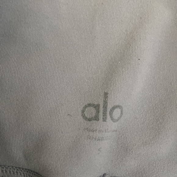 Light Purple Alo yoga leggings - Picture 2 of 4